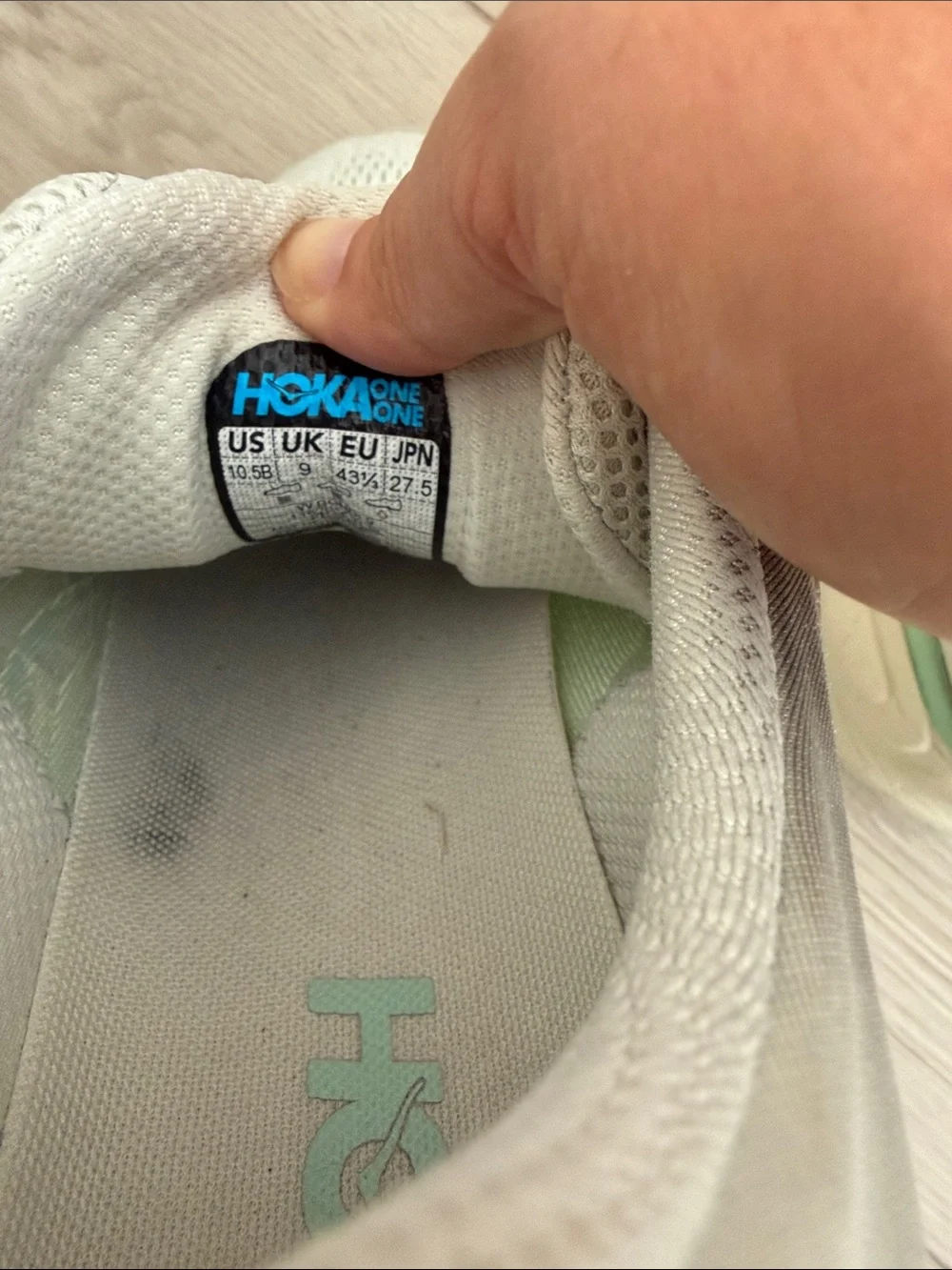 Hoka bondi9 Women's Pale mint Running Shoes with Mint and Yellow Details